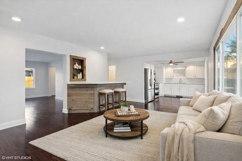 Tiny photo for 366 Ventura Club Drive, Roselle, IL 60172 (MLS # 12547847)