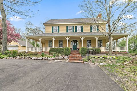 Photo of 309 Three Oaks Road, Cary, IL 60013 (MLS # 12632801)