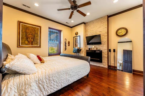 Tiny photo for 4126 S Lake Park Avenue, Chicago, IL 60653 (MLS # 12680626)