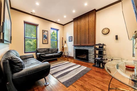 Tiny photo for 4126 S Lake Park Avenue, Chicago, IL 60653 (MLS # 12680626)