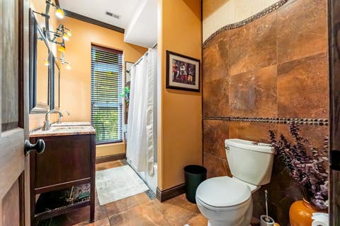 Tiny photo for 4126 S Lake Park Avenue, Chicago, IL 60653 (MLS # 12680626)