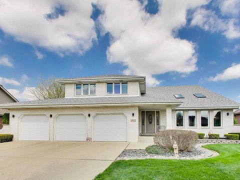 Photo of 14737 Ashborne Drive, Homer Glen, IL 60491 (MLS # 12627401)