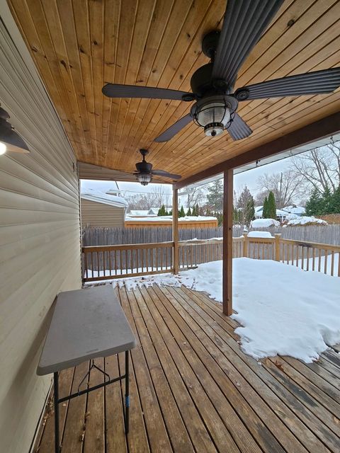 Tiny photo for 815 Kingsley Drive, Machesney Park, IL 61115 (MLS # 12530086)