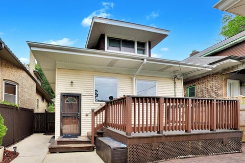 Tiny photo for 705 S Humphrey Avenue, Oak Park, IL 60304 (MLS # 12708936)