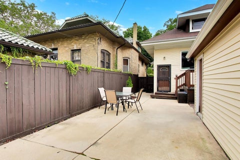 Tiny photo for 705 S Humphrey Avenue, Oak Park, IL 60304 (MLS # 12708936)