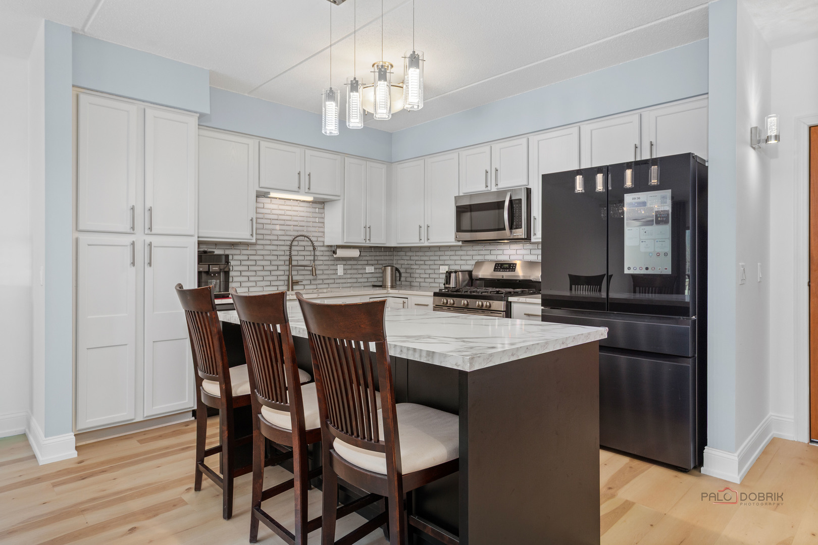 8727 W BRYN MAWR Avenue 501