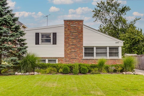 Tiny photo for 1243 Ridge Road, Highland Park, IL 60035 (MLS # 12728790)