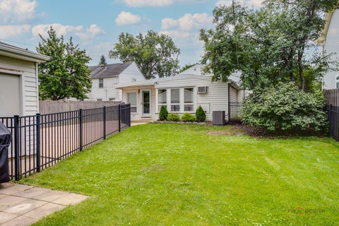 Tiny photo for 1243 Ridge Road, Highland Park, IL 60035 (MLS # 12728790)