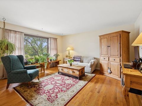 Tiny photo for 340 W Margaret Terrace, Cary, IL 60013 (MLS # 12479147)