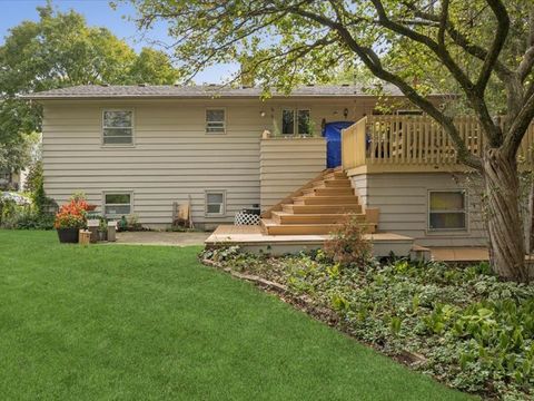 Tiny photo for 340 W Margaret Terrace, Cary, IL 60013 (MLS # 12479147)
