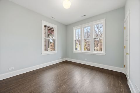 Tiny photo for 3902 N Hamilton Avenue, Chicago, IL 60618 (MLS # 12640519)