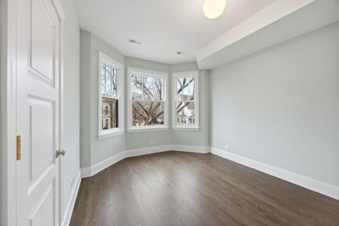 Tiny photo for 3902 N Hamilton Avenue, Chicago, IL 60618 (MLS # 12640519)