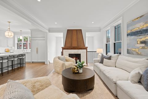 Tiny photo for 3902 N Hamilton Avenue, Chicago, IL 60618 (MLS # 12640519)