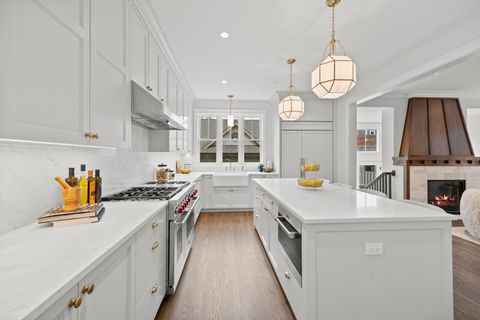 Tiny photo for 3902 N Hamilton Avenue, Chicago, IL 60618 (MLS # 12640519)