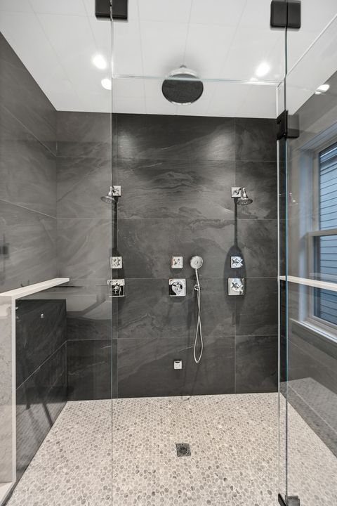 Tiny photo for 3902 N Hamilton Avenue, Chicago, IL 60618 (MLS # 12640519)