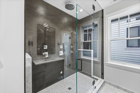 Tiny photo for 3902 N Hamilton Avenue, Chicago, IL 60618 (MLS # 12640519)