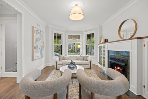 Tiny photo for 3902 N Hamilton Avenue, Chicago, IL 60618 (MLS # 12640519)