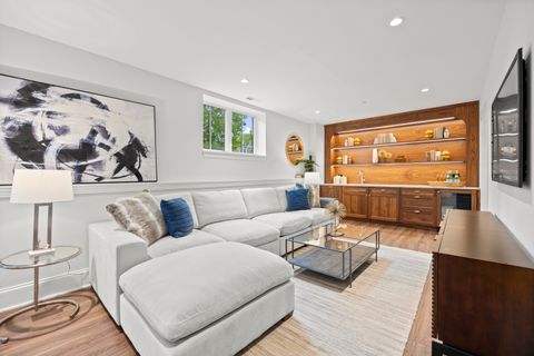 Tiny photo for 3902 N Hamilton Avenue, Chicago, IL 60618 (MLS # 12640519)