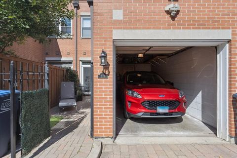 Tiny photo for 219 W Goethe Street, Chicago, IL 60610 (MLS # 12579797)