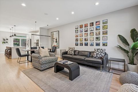 Tiny photo for 219 W Goethe Street, Chicago, IL 60610 (MLS # 12579797)