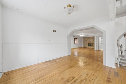 Tiny photo for 16861 Thackery Avenue, Oak Forest, IL 60452 (MLS # 12567124)