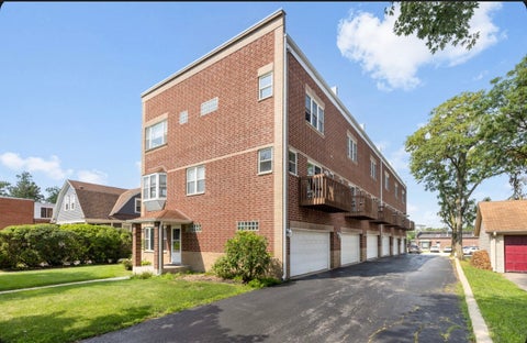Tiny photo for 18138 Martin Avenue, Homewood, IL 60430 (MLS # 12726998)
