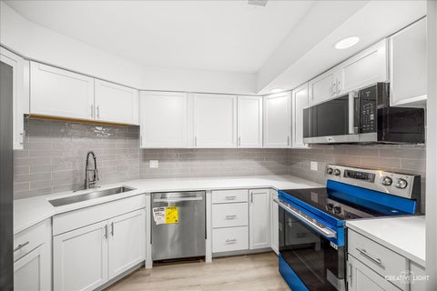 Tiny photo for 111 Acacia Drive #101, Indian Head Park, IL 60525 (MLS # 12754650)