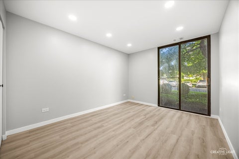 Tiny photo for 111 Acacia Drive #101, Indian Head Park, IL 60525 (MLS # 12754650)