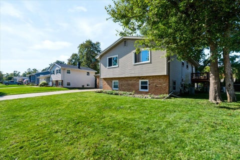 Tiny photo for 107 S Bayberry Court, Bloomington, IL 61704 (MLS # 12793166)