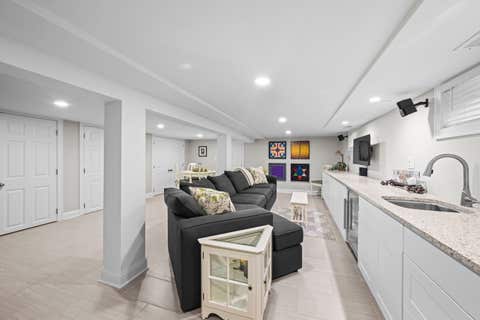 Tiny photo for 518 S See Gwun Avenue, Mount Prospect, IL 60056 (MLS # 12660953)