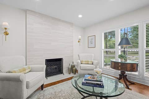 Tiny photo for 518 S See Gwun Avenue, Mount Prospect, IL 60056 (MLS # 12660953)