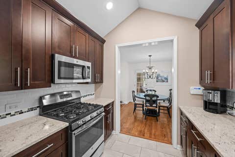 Tiny photo for 518 S See Gwun Avenue, Mount Prospect, IL 60056 (MLS # 12660953)
