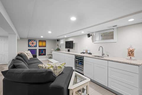 Tiny photo for 518 S See Gwun Avenue, Mount Prospect, IL 60056 (MLS # 12660953)