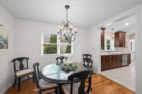Tiny photo for 518 S See Gwun Avenue, Mount Prospect, IL 60056 (MLS # 12660953)