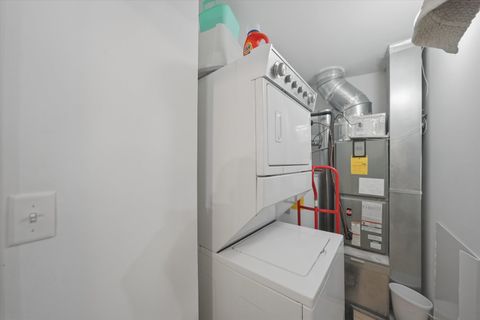 Tiny photo for 3423 Ridgeland Avenue #102, Berwyn, IL 60402 (MLS # 12596594)