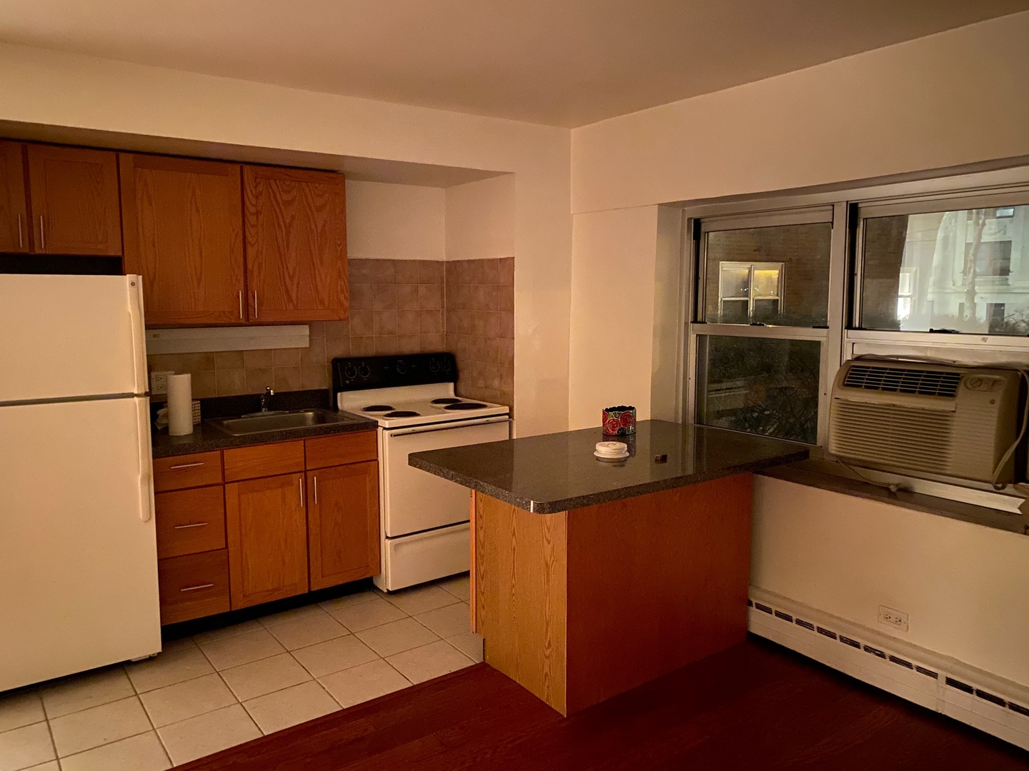 4980 N Marine Drive 135