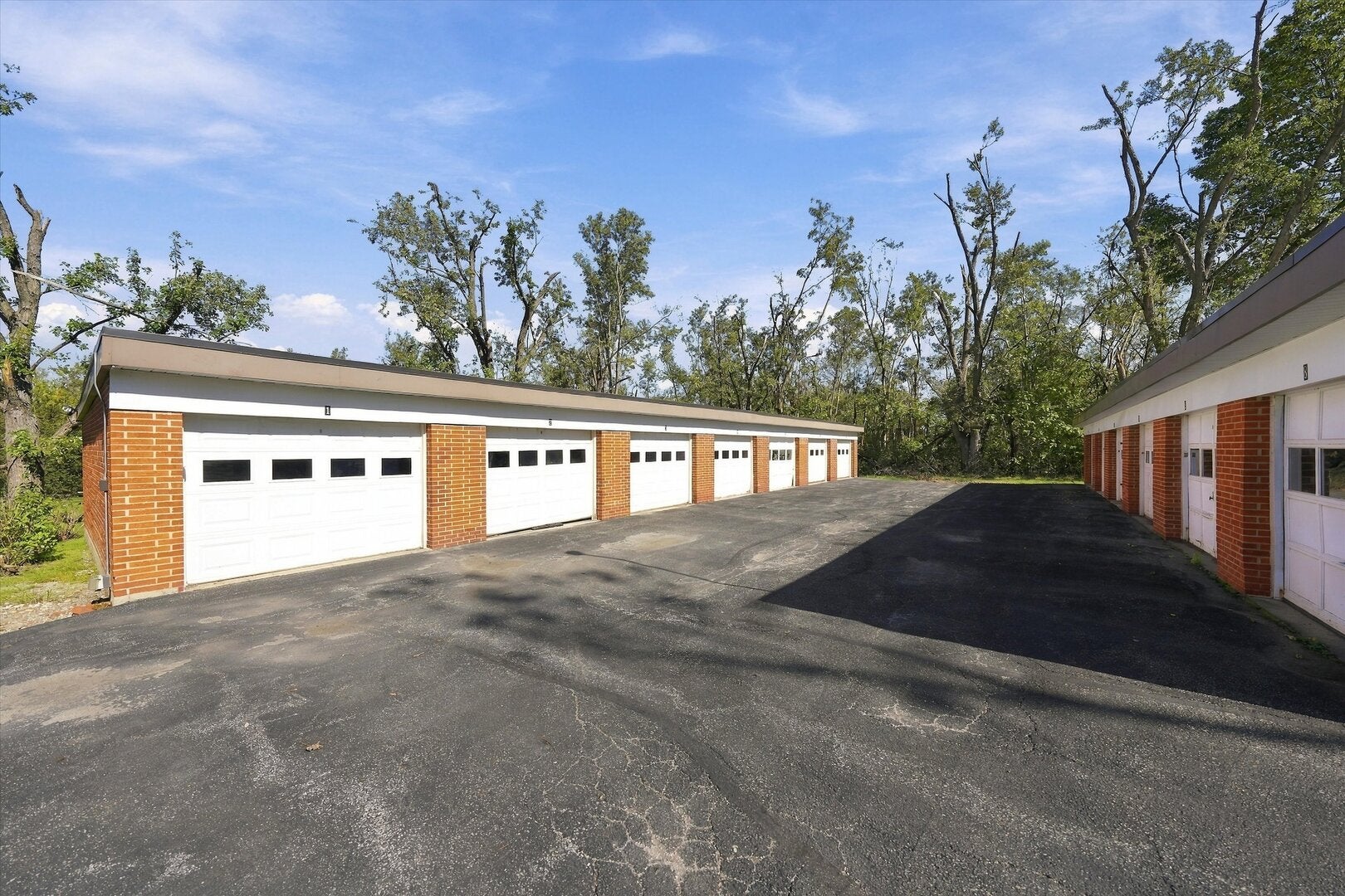 940 Holbrook Road 32A