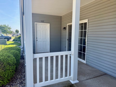Tiny photo for 3030 Stillwater Landing #102, Urbana, IL 61802 (MLS # 12651019)