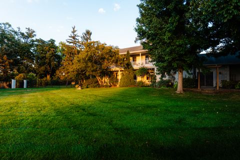 Tiny photo for 101 Beachway Drive, Fox River Grove, IL 60021 (MLS # 12534783)