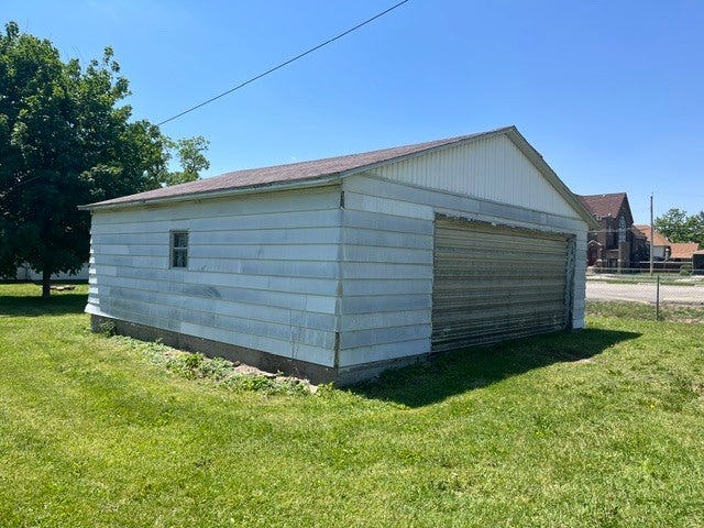 610 W Central Boulevard
