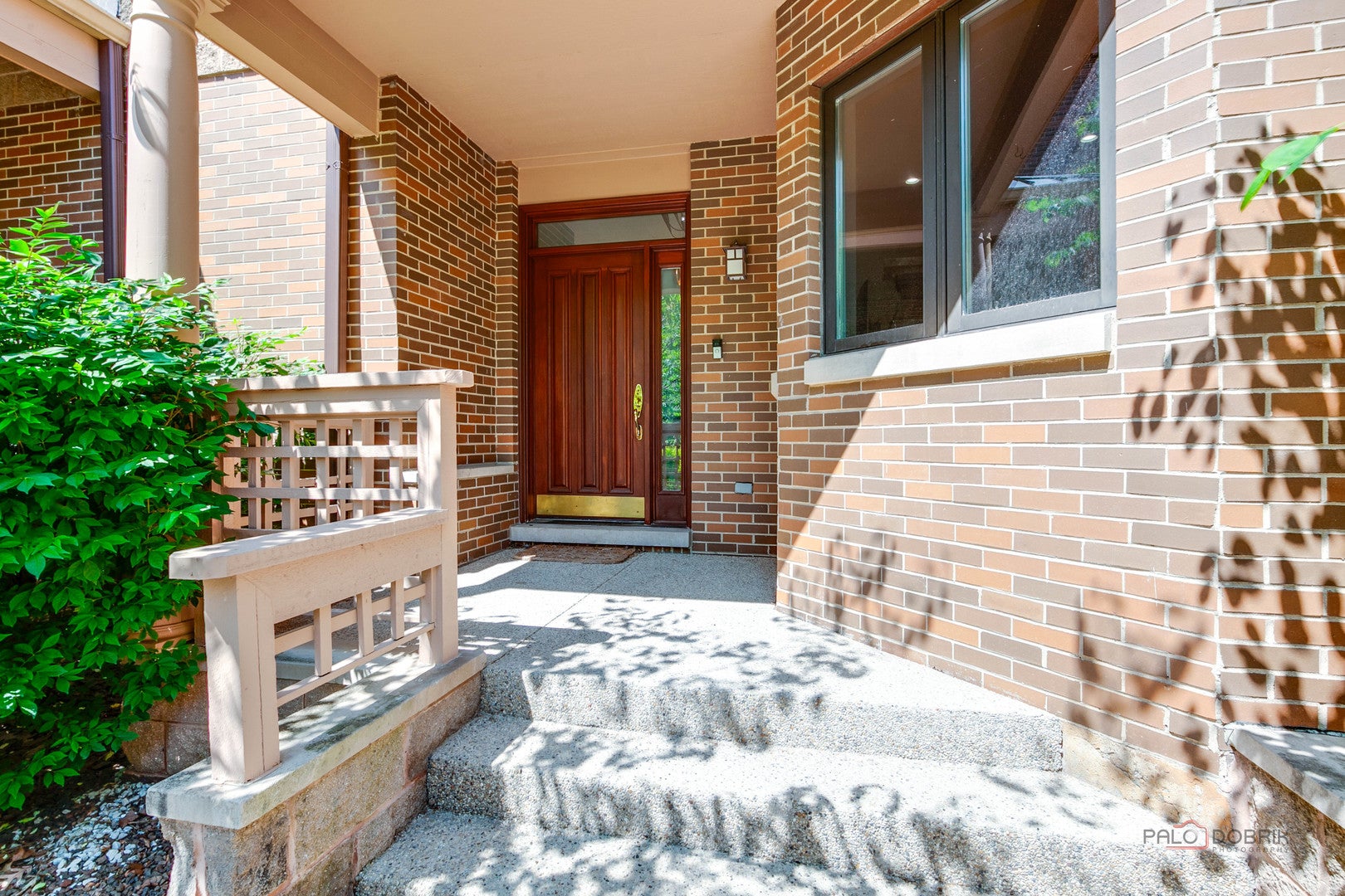 1302 Hawthorne Lane 1302