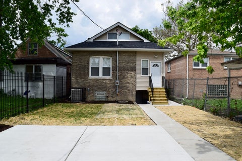 Tiny photo for 10453 S Indiana Avenue, Chicago, IL 60628 (MLS # 12746126)