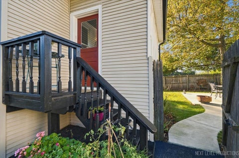 Tiny photo for 522 Anderson Boulevard, Geneva, IL 60134 (MLS # 12781936)