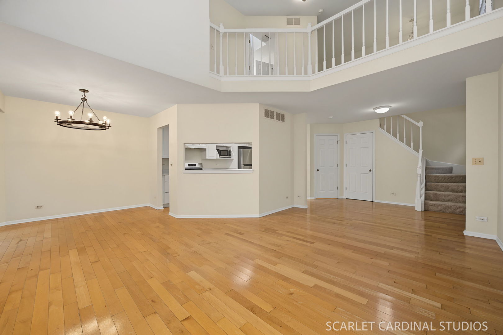 27W194 Emerson Court