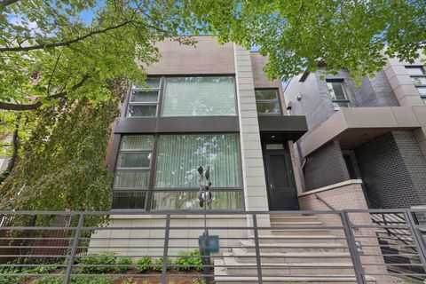 Photo of 1842 N Wolcott Avenue, Chicago, IL 60622 (MLS # 12612417)