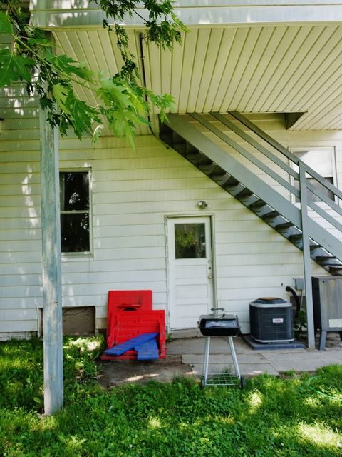 Tiny photo for 2526 23rd Avenue, Rock Island, IL 61201 (MLS # 12690525)