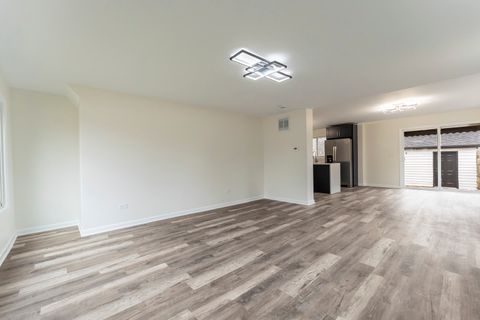 Tiny photo for 142 Jefferson Street, Montgomery, IL 60538 (MLS # 12540587)