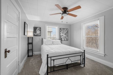 Tiny photo for 1009 Arlington Court, Davenport, IA 52803 (MLS # 12617730)