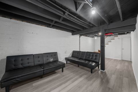 Tiny photo for 1009 Arlington Court, Davenport, IA 52803 (MLS # 12617730)