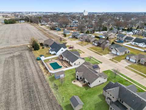 Tiny photo for 1008 W Scott Street, Eldridge, IA 52748 (MLS # 12587837)